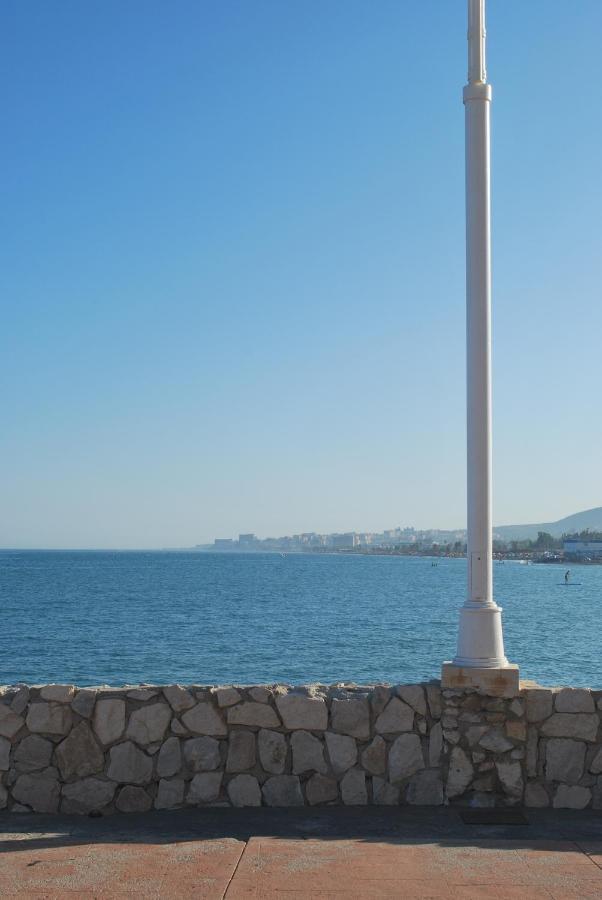 Una Ventana Al Mar En Malaga Apartment Exterior photo